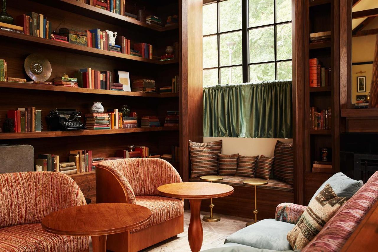 Berkshires Untold Hotell Lenox Exteriör bild