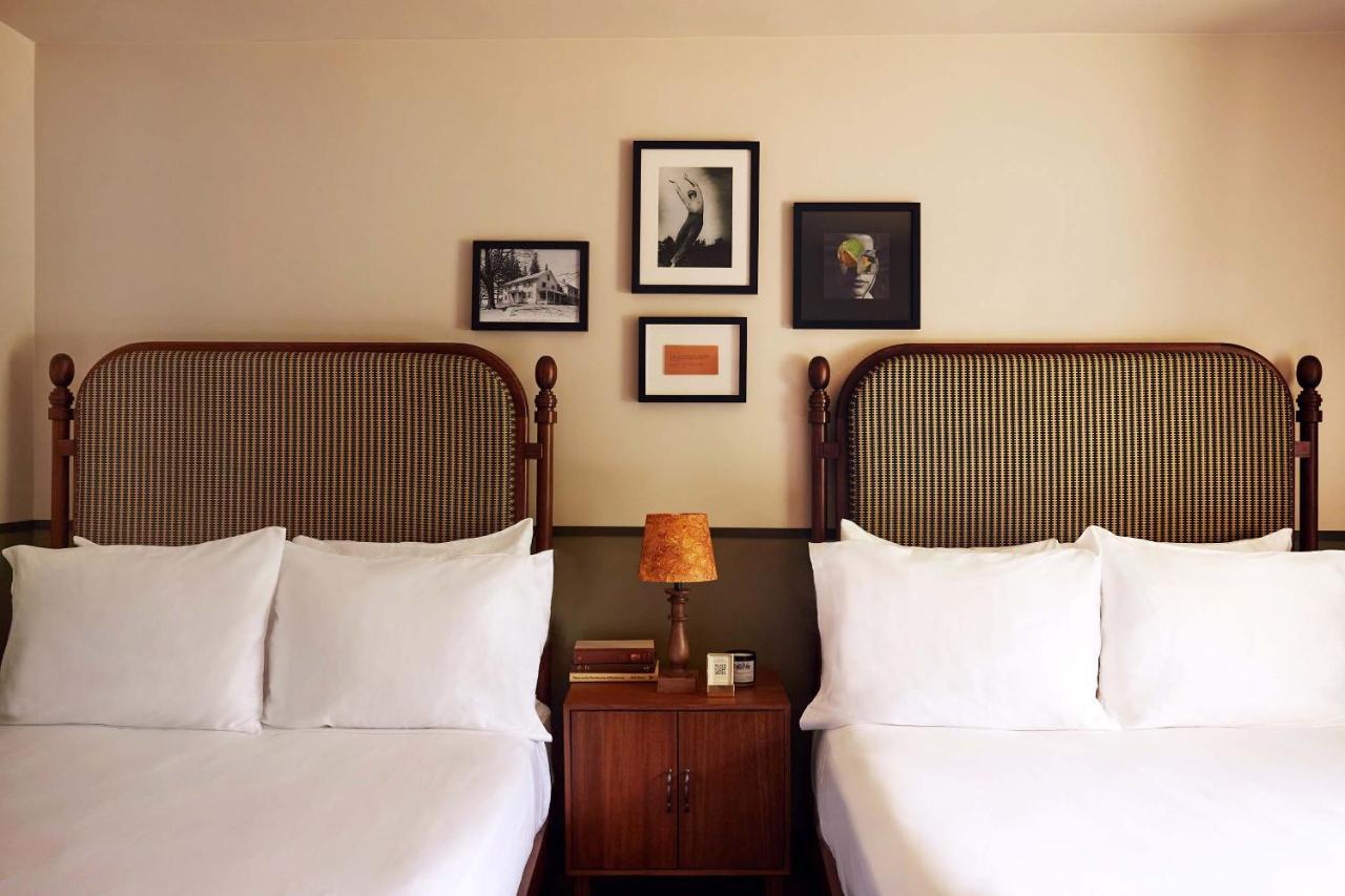 Berkshires Untold Hotell Lenox Exteriör bild
