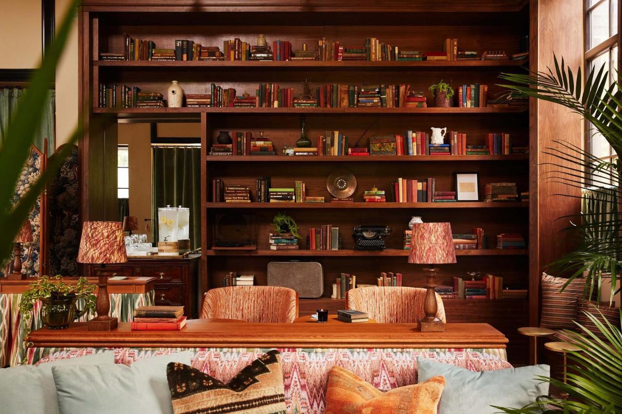 Berkshires Untold Hotell Lenox Exteriör bild