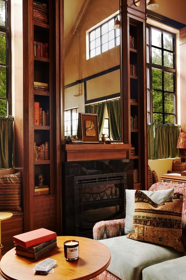 Berkshires Untold Hotell Lenox Exteriör bild