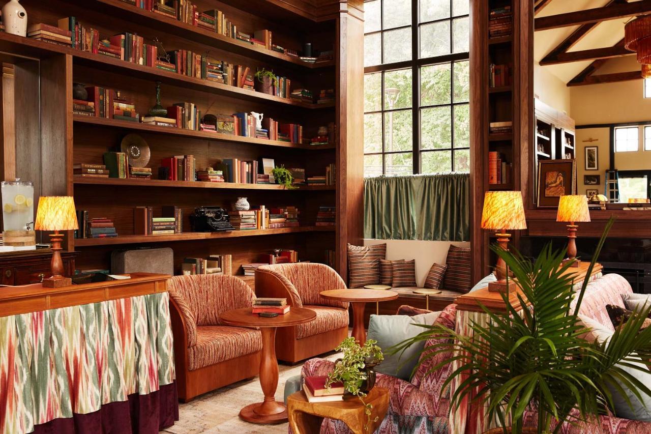 Berkshires Untold Hotell Lenox Exteriör bild